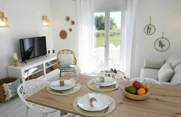 Holiday home Retour De Plage Locmaria France